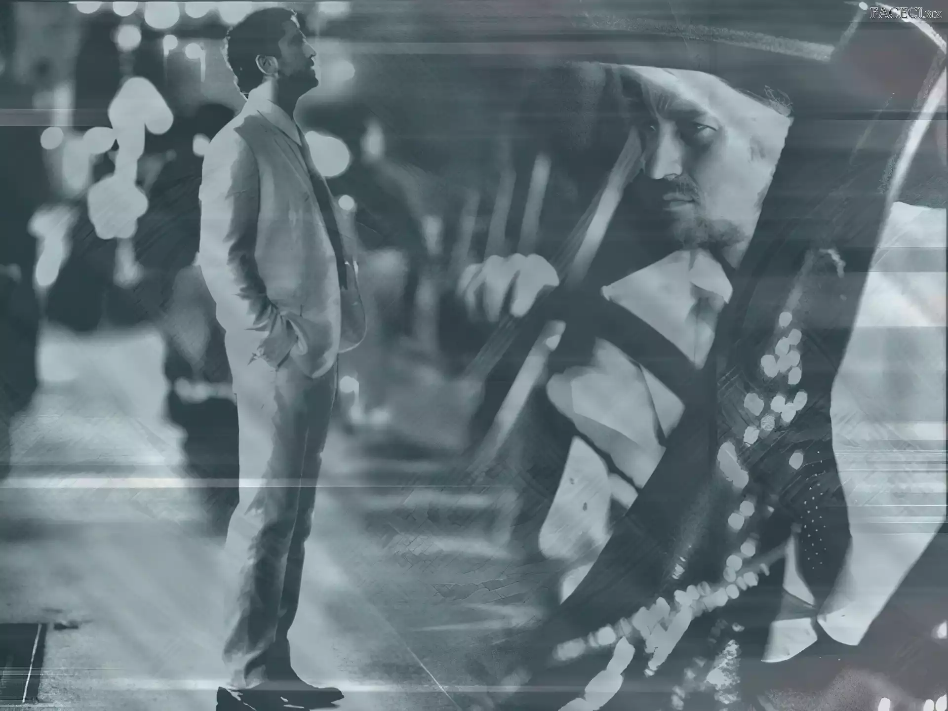 jasny garnitur, Gerard Butler