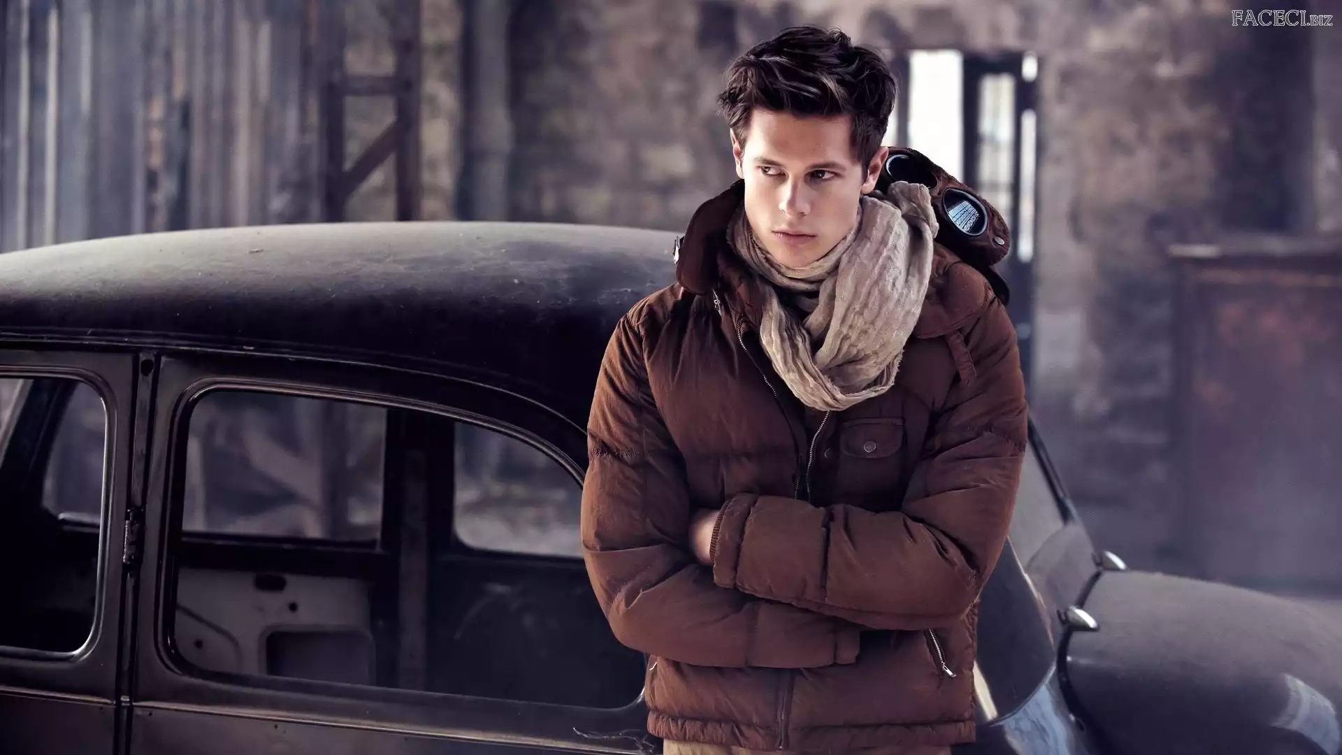 Mężczyzna, Stary, Szalik, Kurtka, Samochód, Chłopak